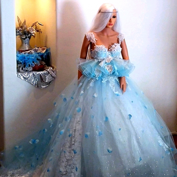SERENITY Blue & White Petal Wedding Ballgown Set - Picture 1 of 16